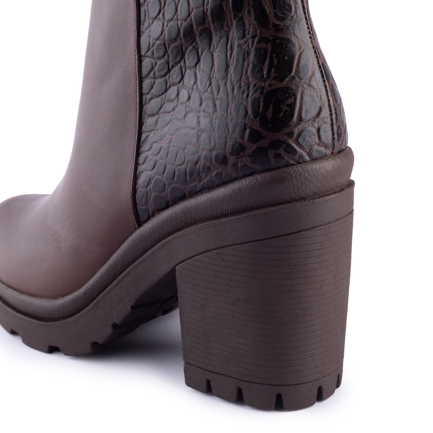 FERNANDA'S BOOT - AFRICAN