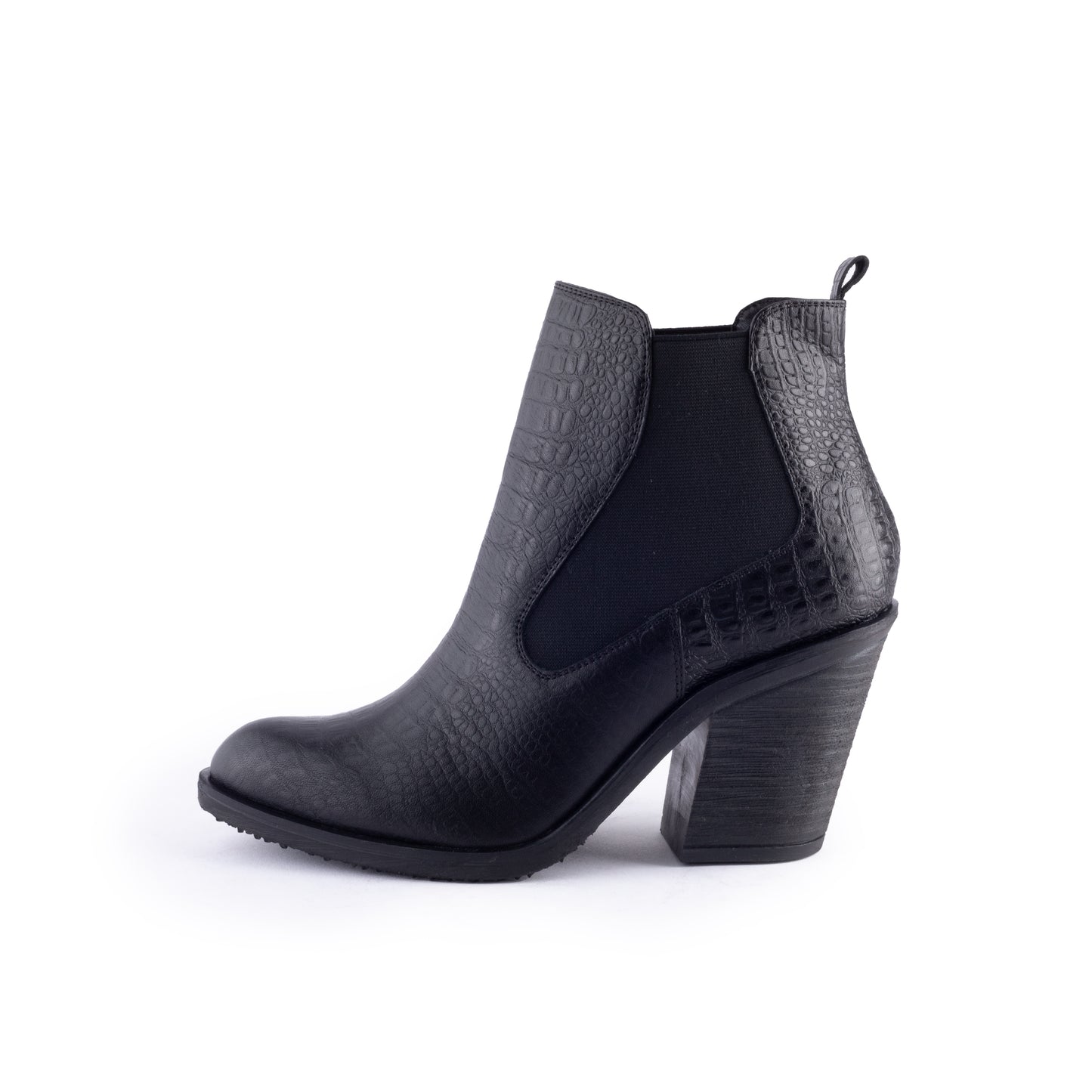 BOTÍN VICTORIA - YAKARE